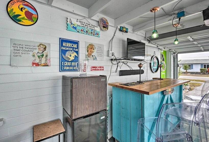 Pet Friendly Ormond Beach Home W/ Fire Pit!