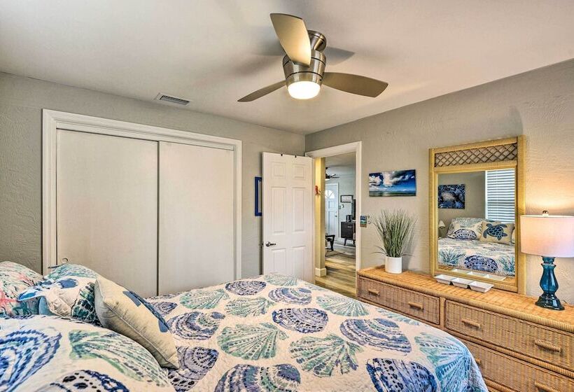 Pet Friendly Ormond Beach Home W/ Fire Pit!