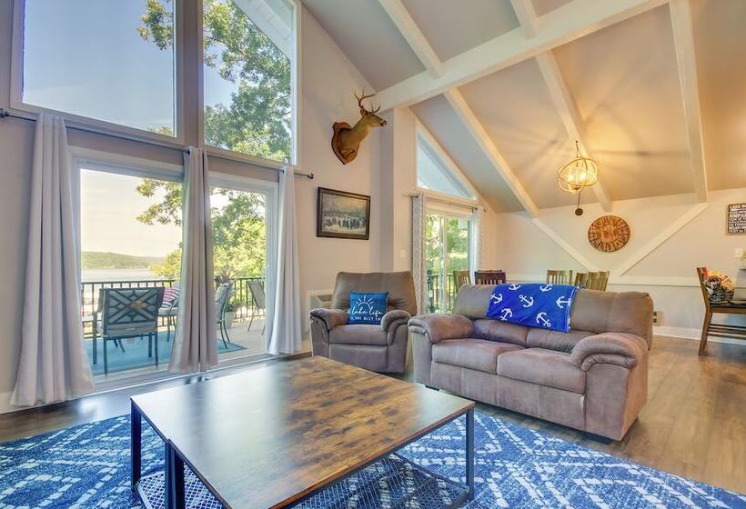 Dock, Boat Slip & View: Lakefront Tan Tar A Home!