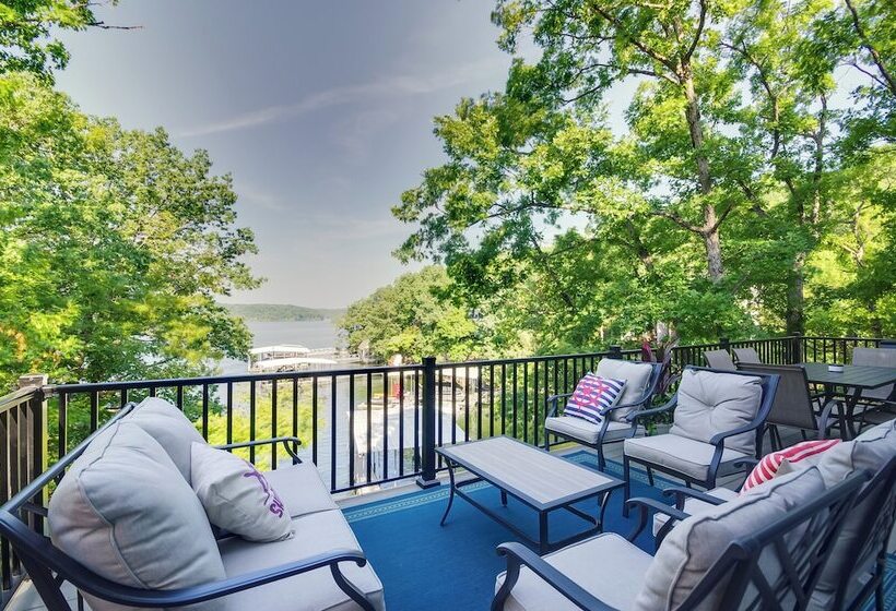 Dock, Boat Slip & View: Lakefront Tan Tar A Home!