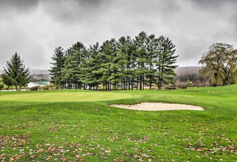 Cozy Alpine Lake Cabin W/ Pool & Lake Access!