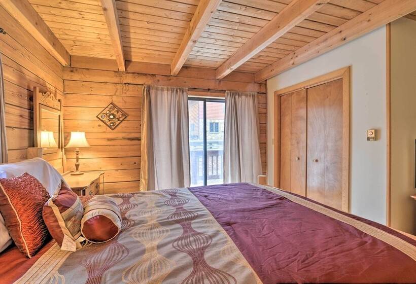 Cozy Alpine Lake Cabin W/ Pool & Lake Access!