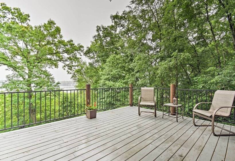 Cozy Amish Country Cabin On Shipshewana Lake!