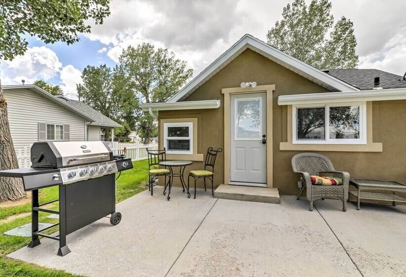 Cozy Farmhouse Style Cottage By Mighty 5 Ntl Parks