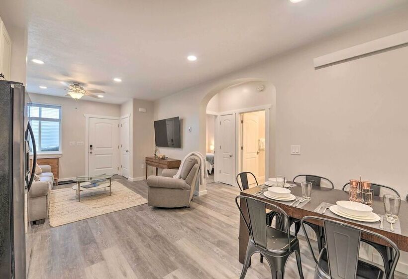 Cozy Home: Mtn Views, A/c, In Heart Of Star Valley