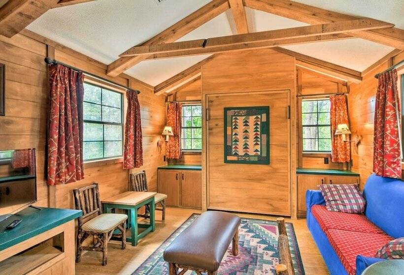 Pet Friendly Marble Cabin W/ Deck, Grill, Fire Pit