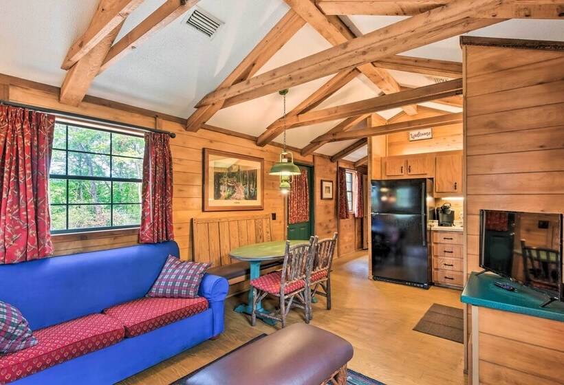 Pet Friendly Marble Cabin W/ Deck, Grill, Fire Pit