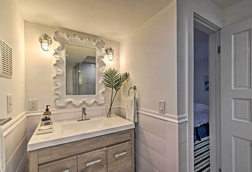 Cozy Ocean Grove Beach Retreat: Walk To The Coast!