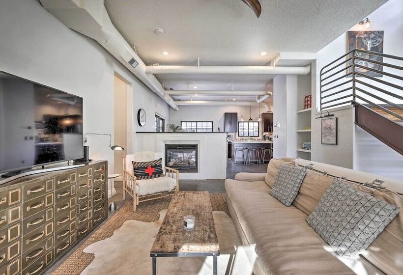 Custom Home < 2 Mi To Downtown Boise