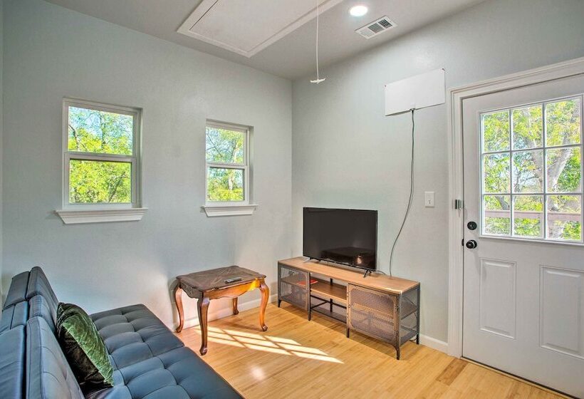 Denison Home W/ Balcony: Walk To Downtown!