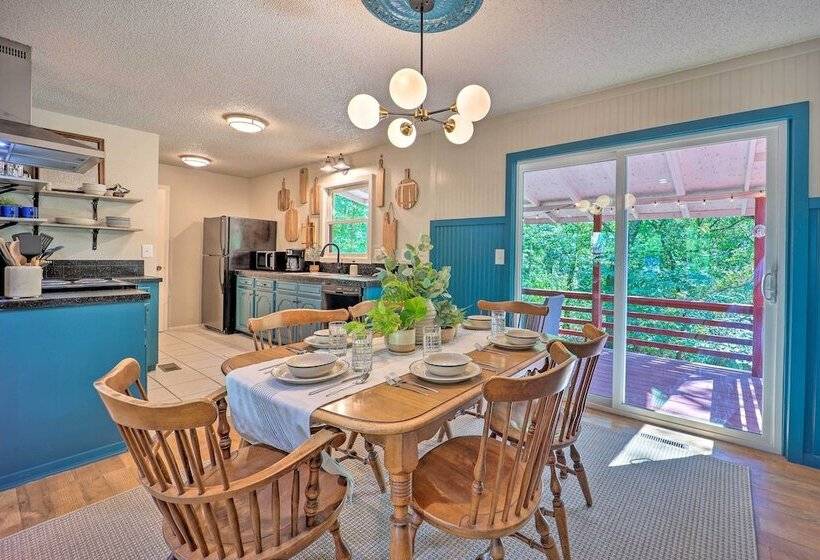 Dog Friendly Bella Vista Home W/ Grill + Deck