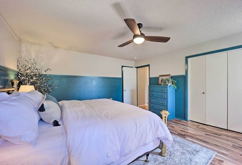 Dog Friendly Bella Vista Home W/ Grill + Deck