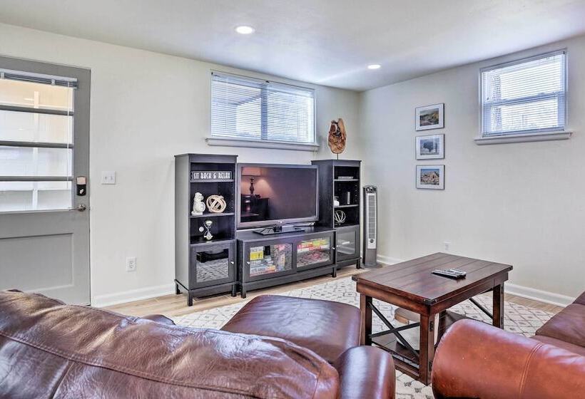 Cozy Rapid City Retreat: Perfect For Exploring!