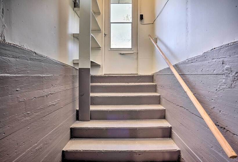 Cozy Rapid City Retreat: Perfect For Exploring!