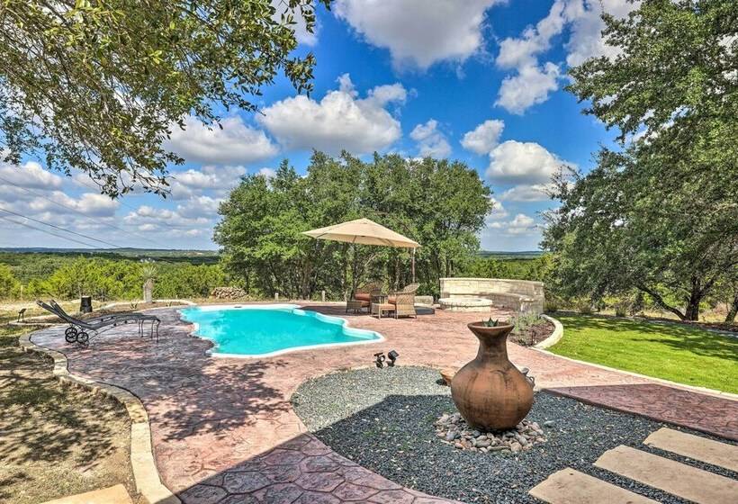 Dripping Springs Cabin W/ Pool, Hill Country Views