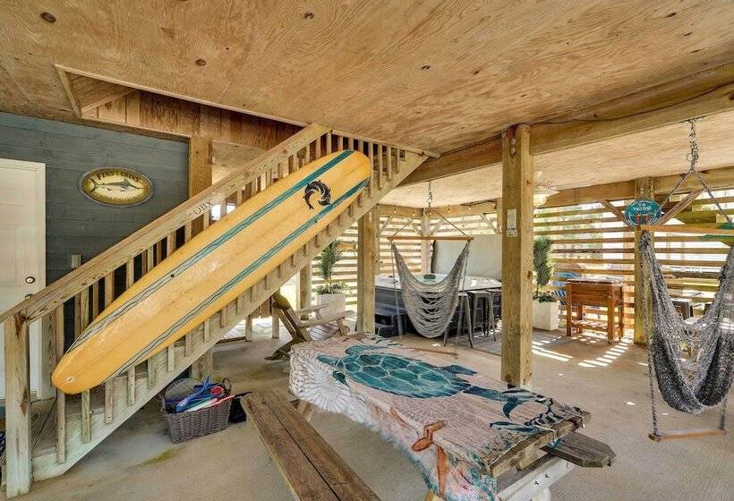 Dunn Dreamin : Hot Tub, Pirate Fort, & Fire Pit!