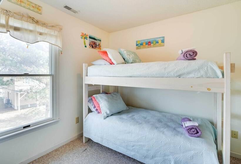 Dunn Dreamin : Hot Tub, Pirate Fort, & Fire Pit!