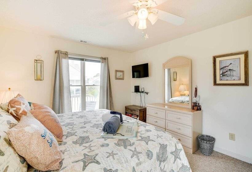 Dunn Dreamin : Hot Tub, Pirate Fort, & Fire Pit!