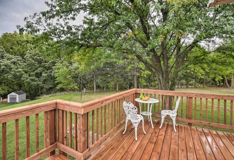 Eagles View  W/ Game Room   Walk To River!