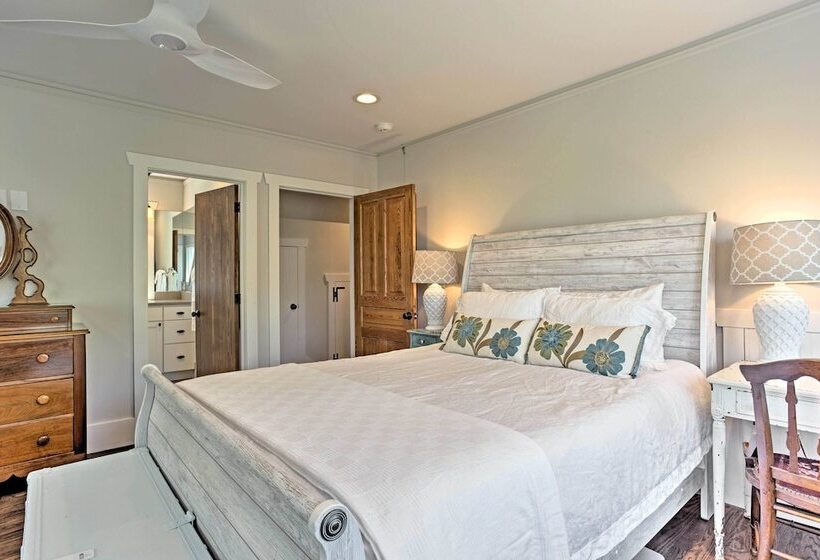 Enchanting Tryon Home W/ Hot Tub ~ 14 Mi To Tiec!