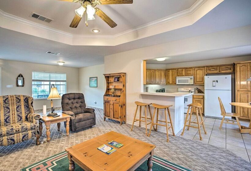 Family Alba Home W/ Boat Dock On Lake Fork!