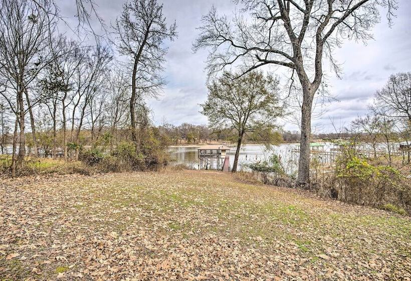 Family Alba Home W/ Boat Dock On Lake Fork!