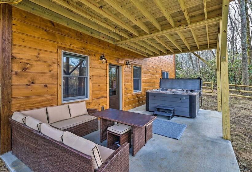 Family Cabin W/ Hot Tub: 12 Mi To Beech Mountain!