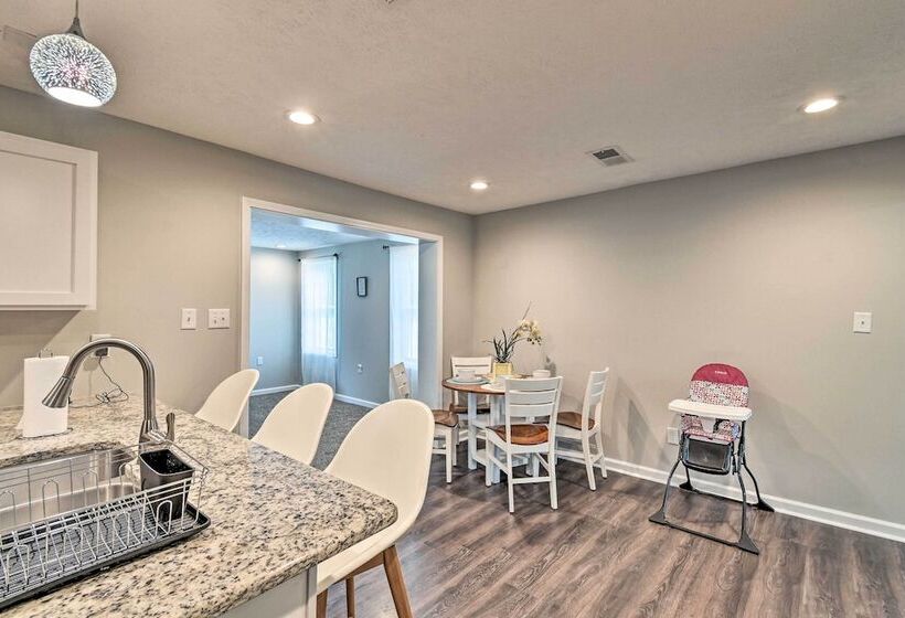 Fayetteville Home < 4 Mi To Fort Bragg!