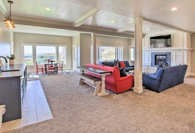 Fish Haven Hideaway W/ Private Lake Access!