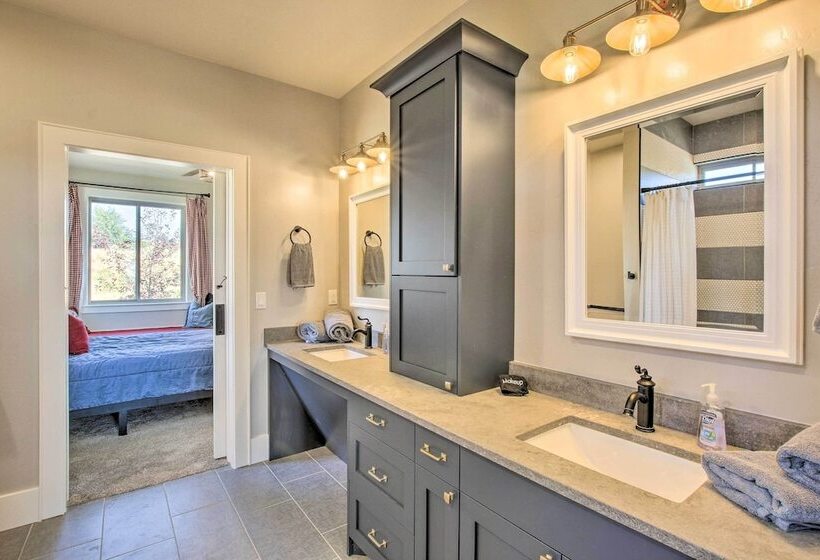 Fish Haven Hideaway W/ Private Lake Access!