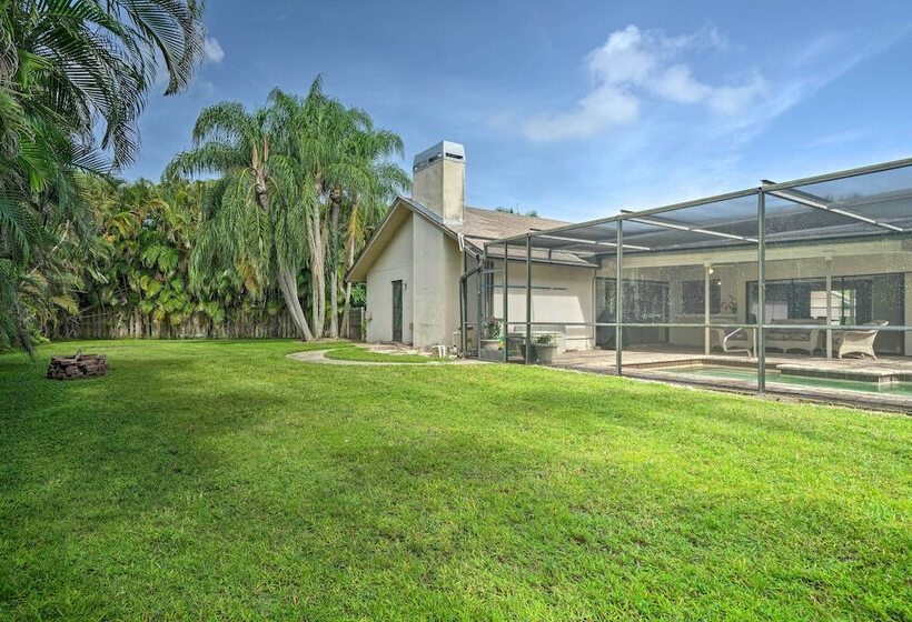 Fort Myers Home, Lanai & Private, Heated Pool