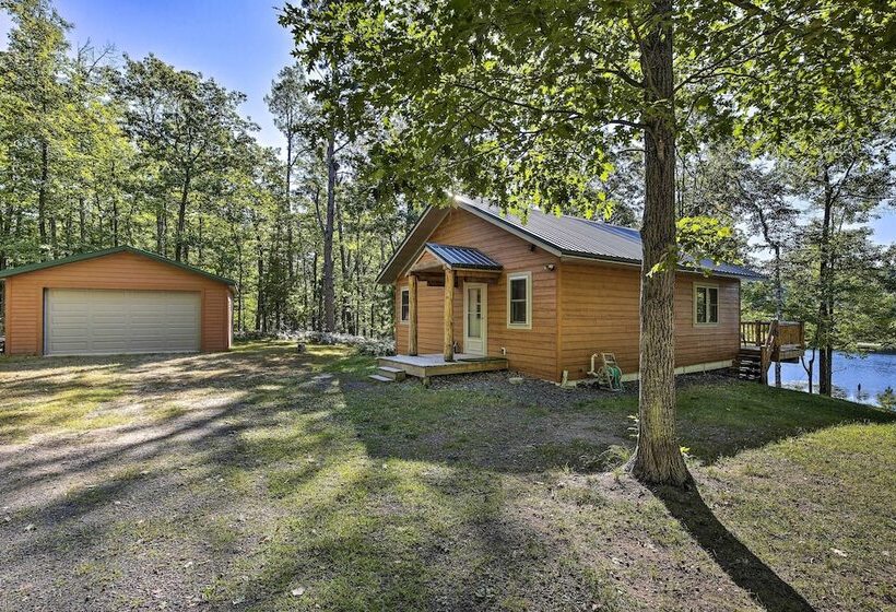 Four Season Lake Cabin W/ Canoe & Paddle Boat!