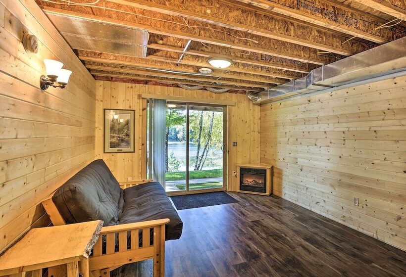 Four Season Lake Cabin W/ Canoe & Paddle Boat!