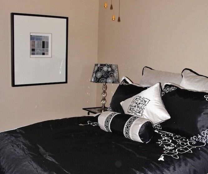 Frankston Home W/deck & Fishing On Lake Palestine!