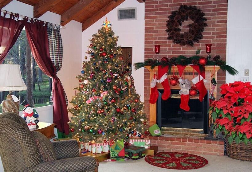 Frankston Home W/deck & Fishing On Lake Palestine!