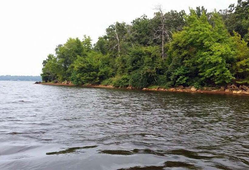 Frankston Home W/deck & Fishing On Lake Palestine!