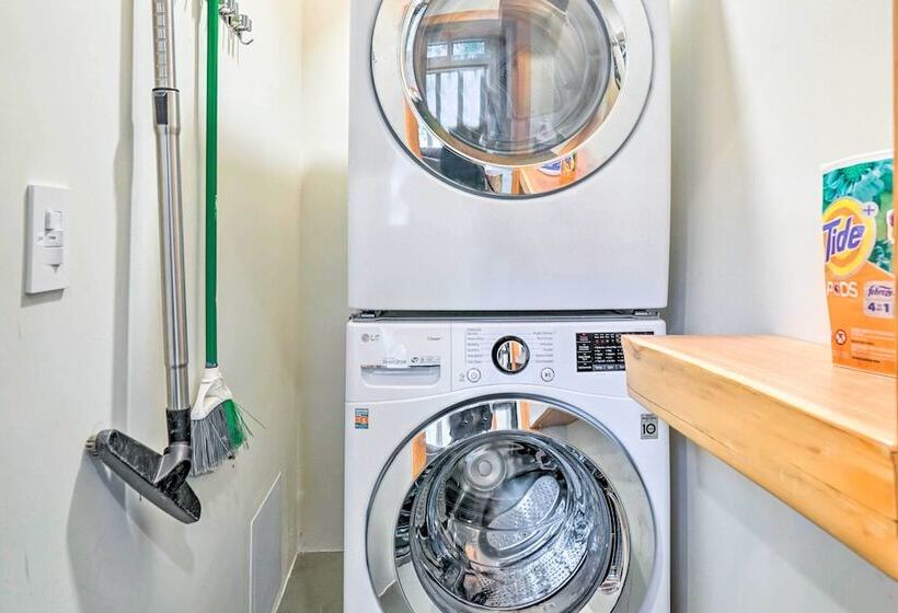 Gold Bar Cabin On Skykomish River: Heated Swim Spa