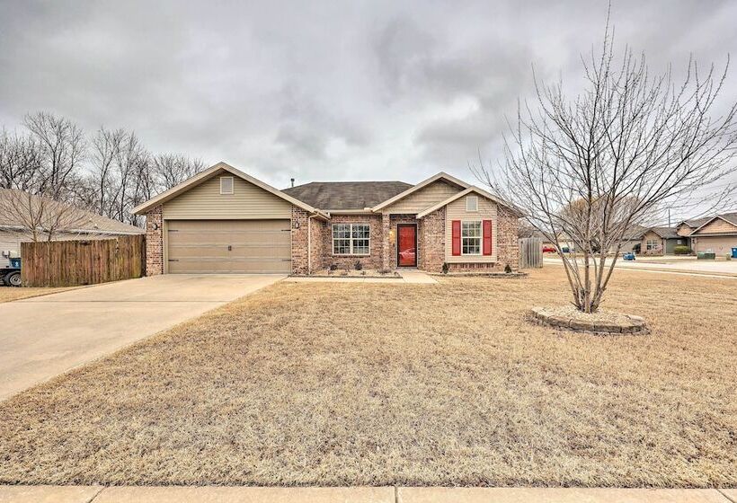 Gorgeous Bentonville Vacation Rental!