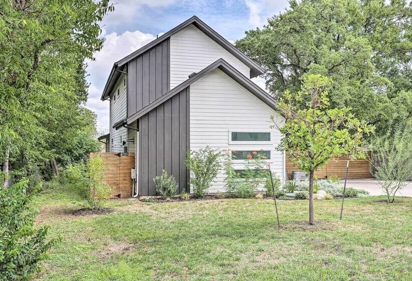 Gorgeous Georgetown Home, Walk To The Square!