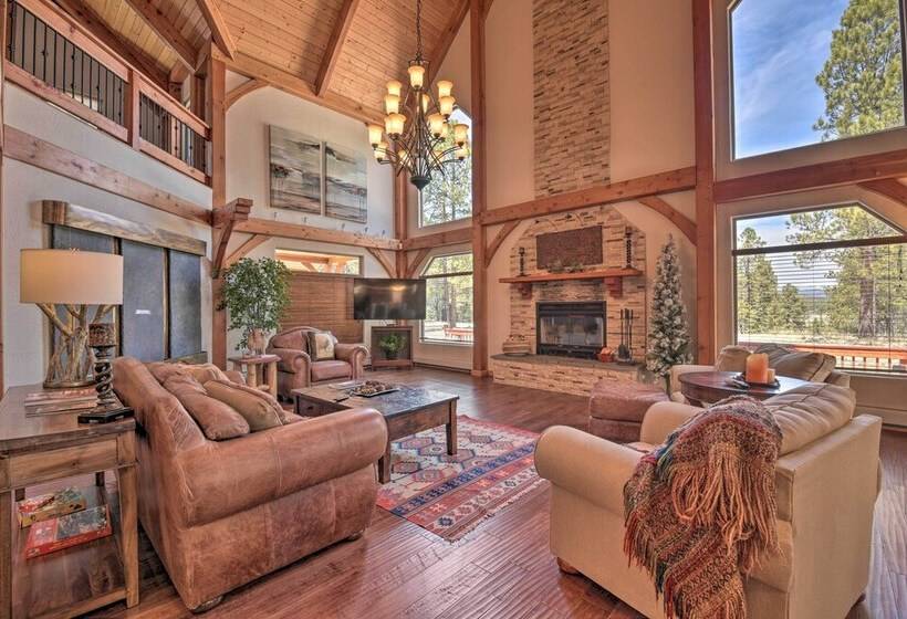 Grand Angel Fire Retreat W/ Hot Tub & Fire Pit!