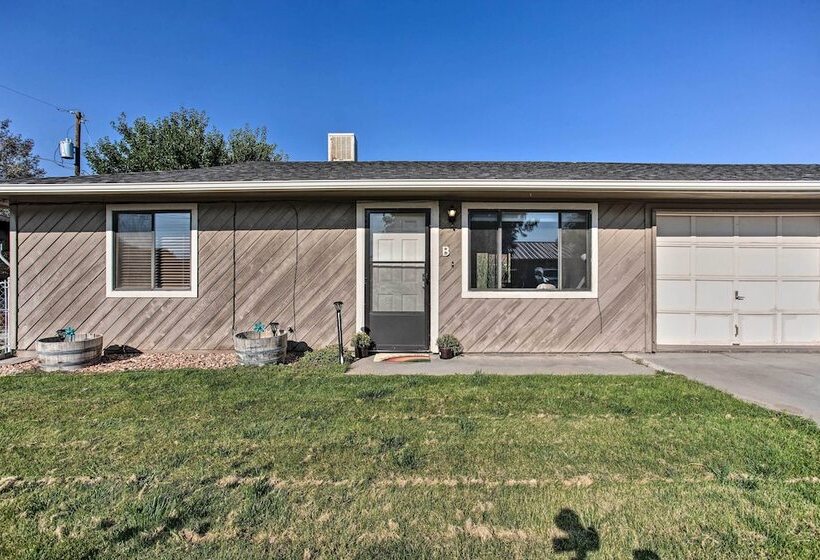 Grand Valley Home W/ Fire Pit   Peach Pad B!