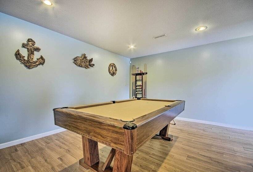 Gravois Mills Home: Boating Vacation!