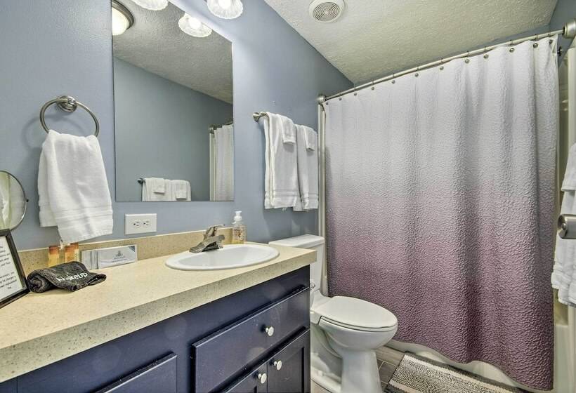 Gravois Mills Home: Boating Vacation!