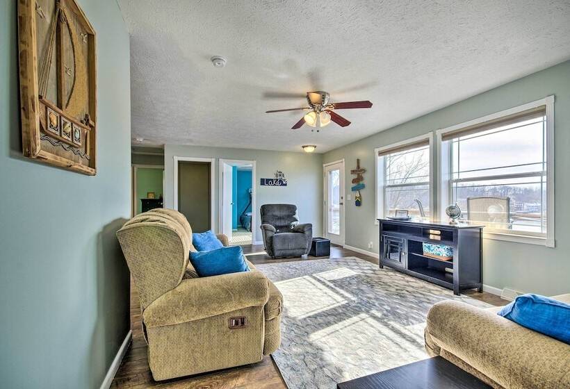 Gravois Mills Home: Boating Vacation!