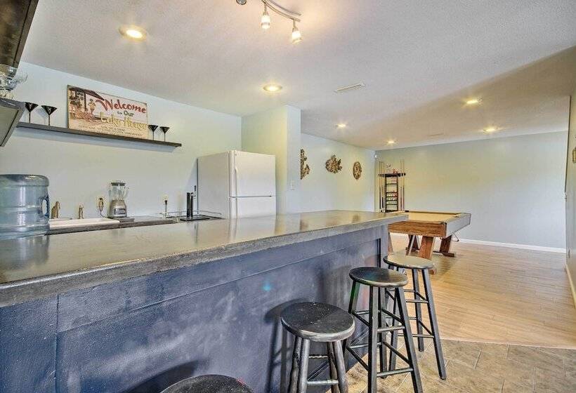 Gravois Mills Home: Boating Vacation!