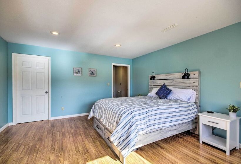 Gravois Mills Home: Boating Vacation!