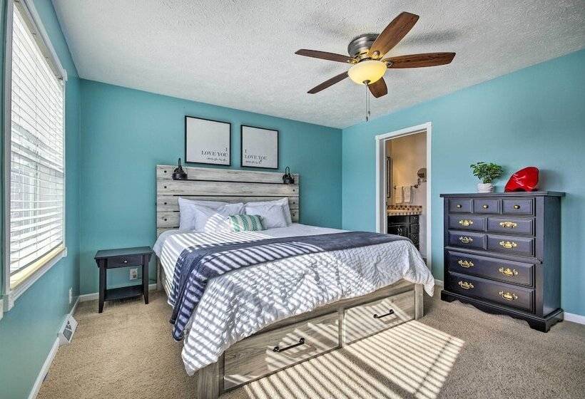 Gravois Mills Home: Boating Vacation!