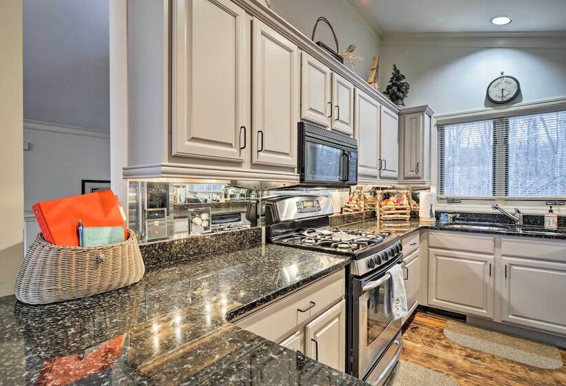 Resort Style Harbor Springs Home Near Ski Resort!