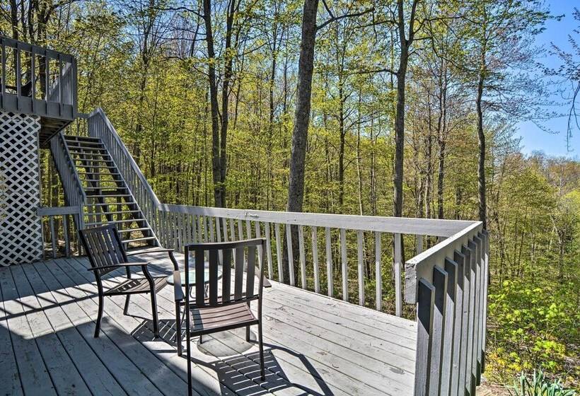 Resort Style Harbor Springs Home Near Ski Resort!