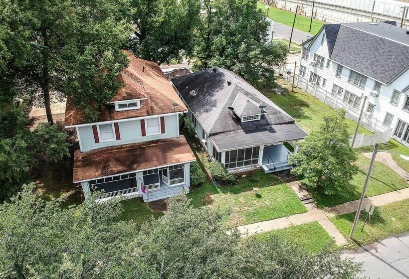 Haunted Shreveport Home ~ 3 Mi To Downtown Fun!